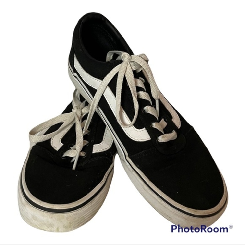 Vans Womans "Old Skool" Sneakers Black/White Size 7